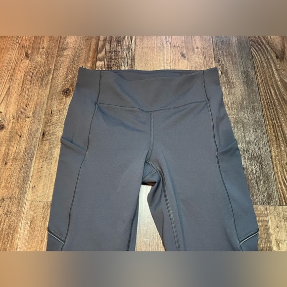 Lululemon Speed Up Tight *Full-On Luxtreme 28" Melanite Size 4 - Picture 7 of 7
